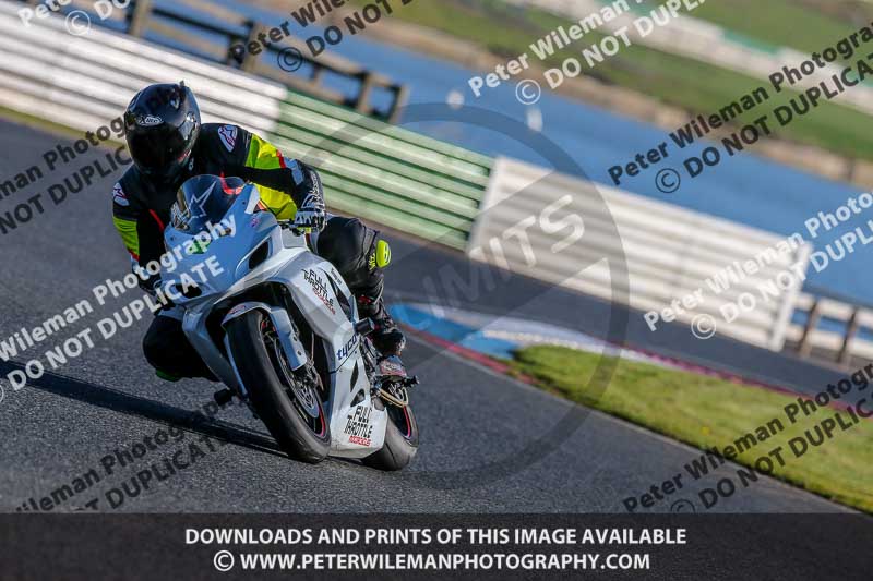 PJM Wedding Photography;enduro digital images;event digital images;eventdigitalimages;mallory park;mallory park photographs;mallory park trackday;mallory park trackday photographs;no limits trackdays;peter wileman photography;racing digital images;trackday digital images;trackday photos